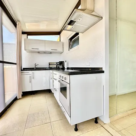 Apartment First Line Attic - Adults Only -
