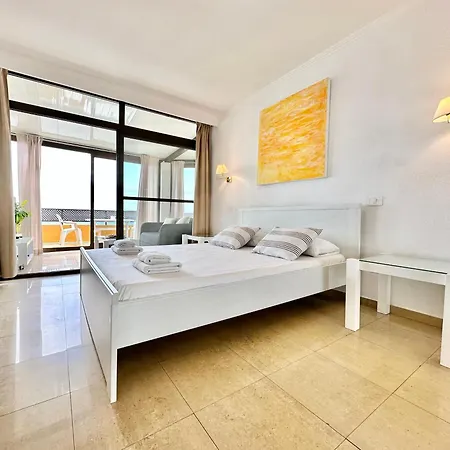 Apartment First Line Attic - Adults Only -